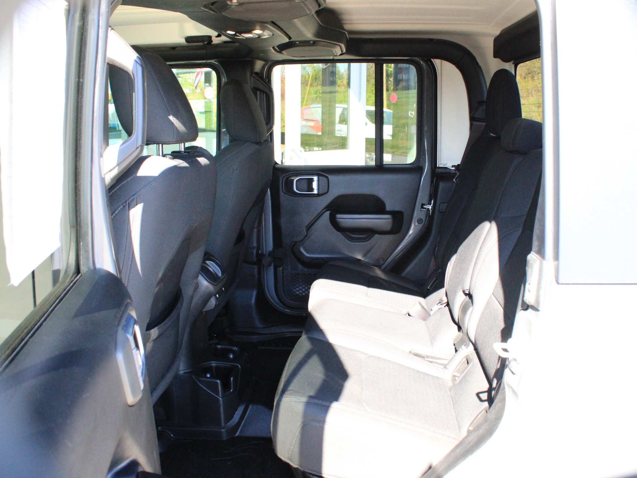 Used 2021 Jeep Gladiator Sport AWD/4WD image 33
