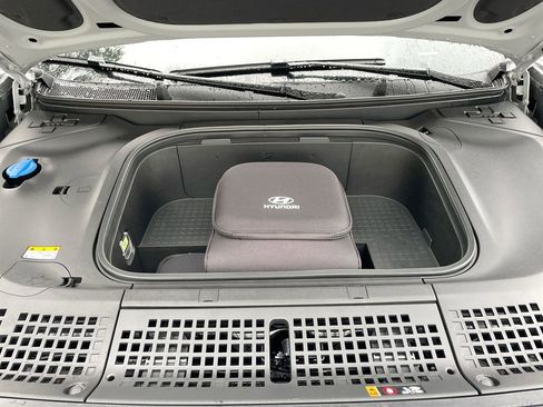 New 2026 Hyundai Ioniq 9 SE image 51