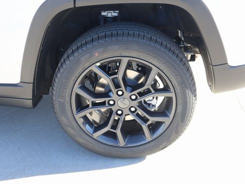 New 2025 Jeep Grand Cherokee Limited image 20