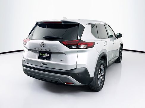 Used 2022 Nissan Rogue SV image 9