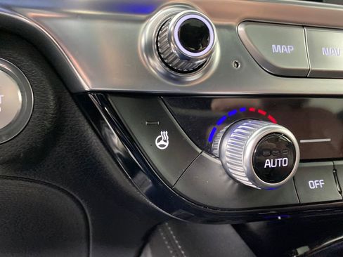 Used 2024 Kia Telluride SX Prestige w/ Towing Package image 22