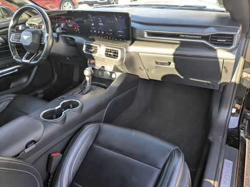 Used 2024 Ford Mustang Premium image 19