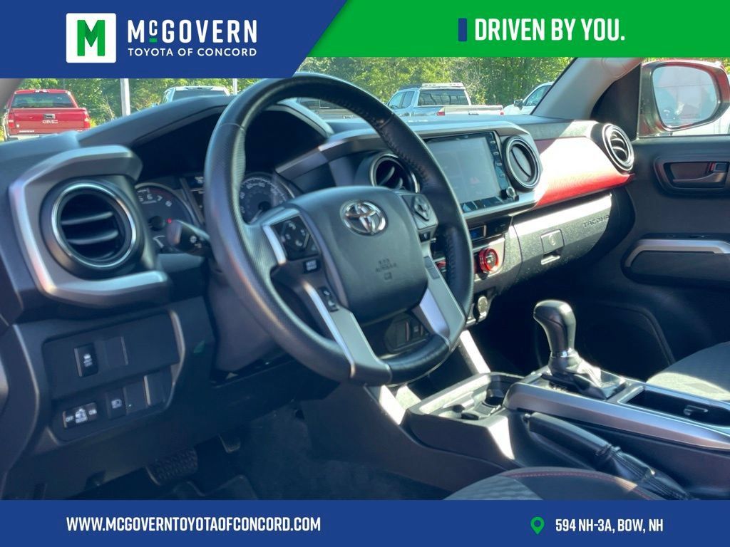 Used 2023 Toyota Tacoma SR5 AWD/4WD image 10