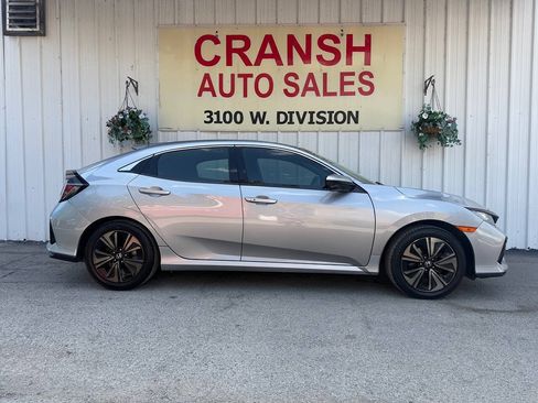 Used 2018 Honda Civic EX image 6