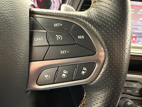 Used 2022 Dodge Challenger R/T Scat Pack RWD image 25