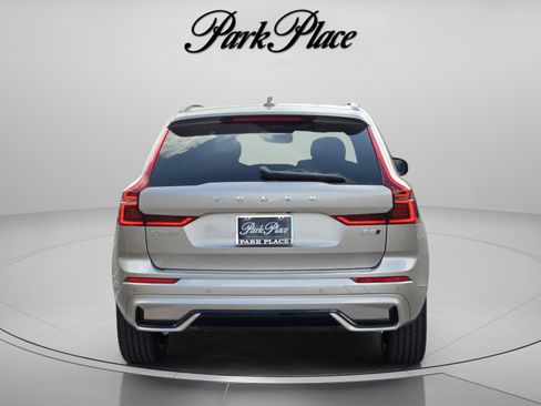 Used 2026 Volvo XC60 B5 Plus w/ Protection Package Premier AWD/4WD image 4