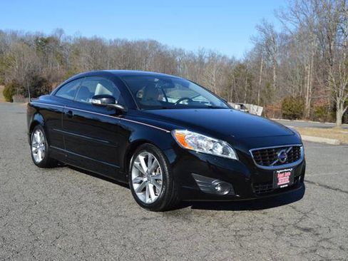 Used 2011 Volvo C70 T5 w/ Convenience Pkg image 54