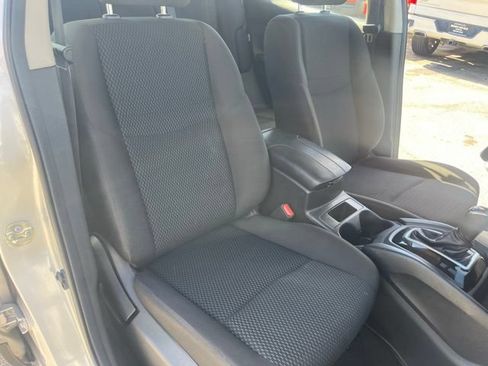 Used 2021 Nissan Rogue Sport S AWD/4WD image 34