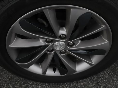 Used 2023 Buick Encore GX Select w/ Sport Touring Package image 31