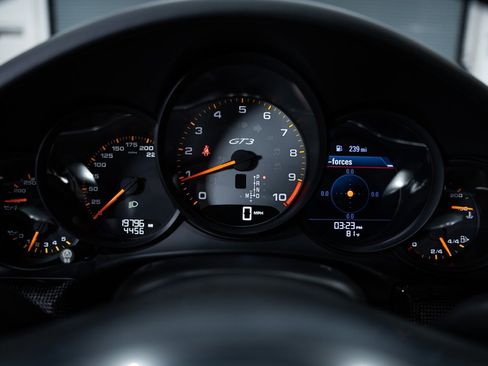 Used 2014 Porsche 911 GT3 RWD image 17