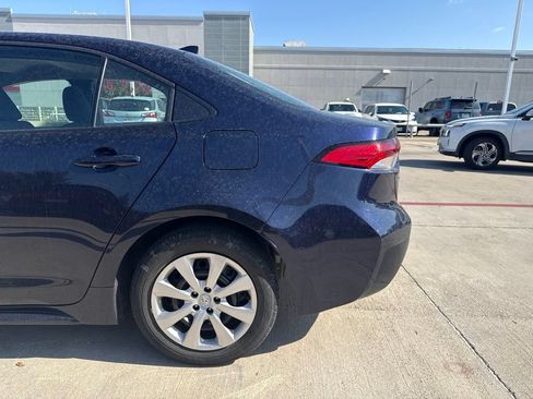 Used 2024 Toyota Corolla LE FWD image 8