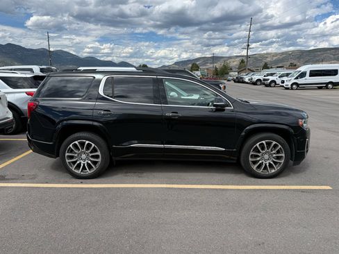 Used 2023 GMC Acadia Denali w/ Denali Ultimate Package AWD/4WD image 4