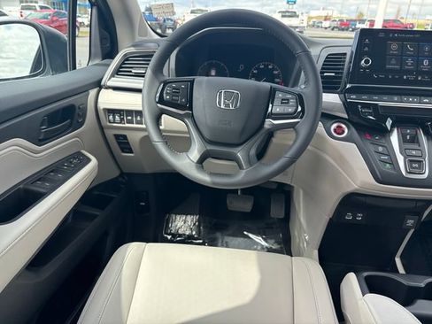 New 2026 Honda Odyssey EX-L image 13