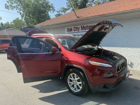Used 2014 Jeep Cherokee Latitude w/ Comfort/Convenience Group AWD/4WD image 9