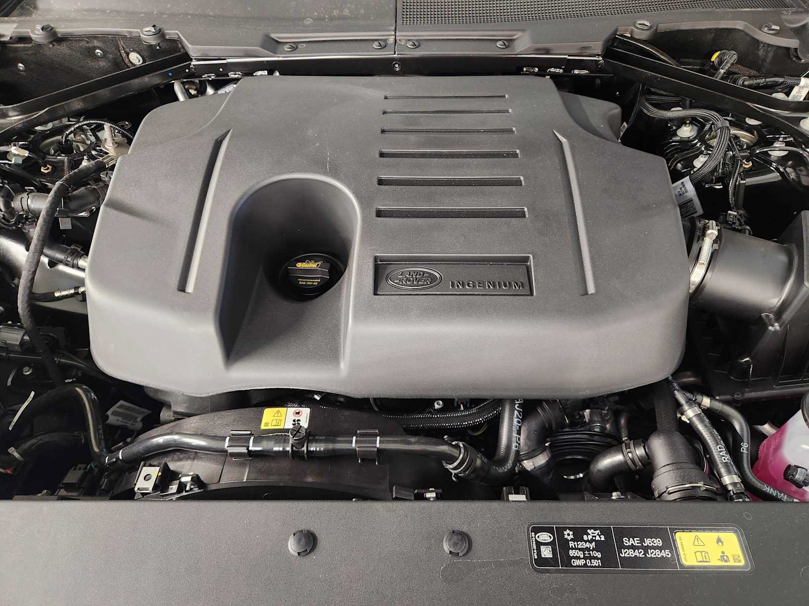 New 2026 Land Rover Defender 110 X-Dynamic SE AWD/4WD image 32