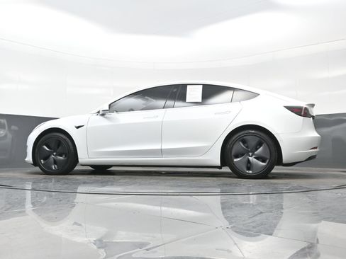 Used 2018 Tesla Model 3 Long Range image 25