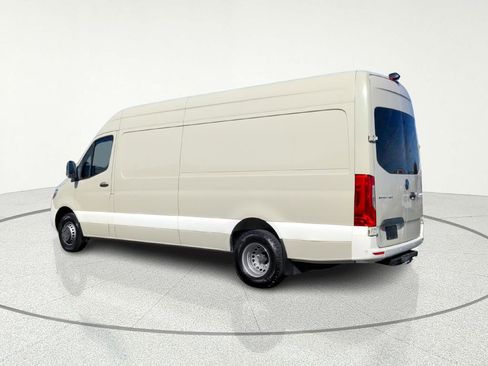 Used 2019 Mercedes-Benz Sprinter 170 image 8