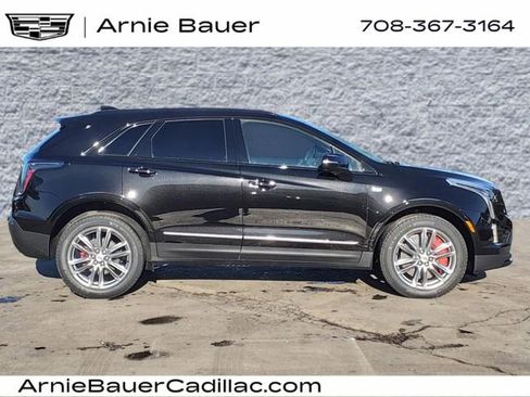 New 2025 Cadillac XT5 Sportv image 6