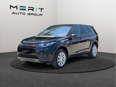 Used 2019 Land Rover Discovery Sport SE AWD/4WD image 4