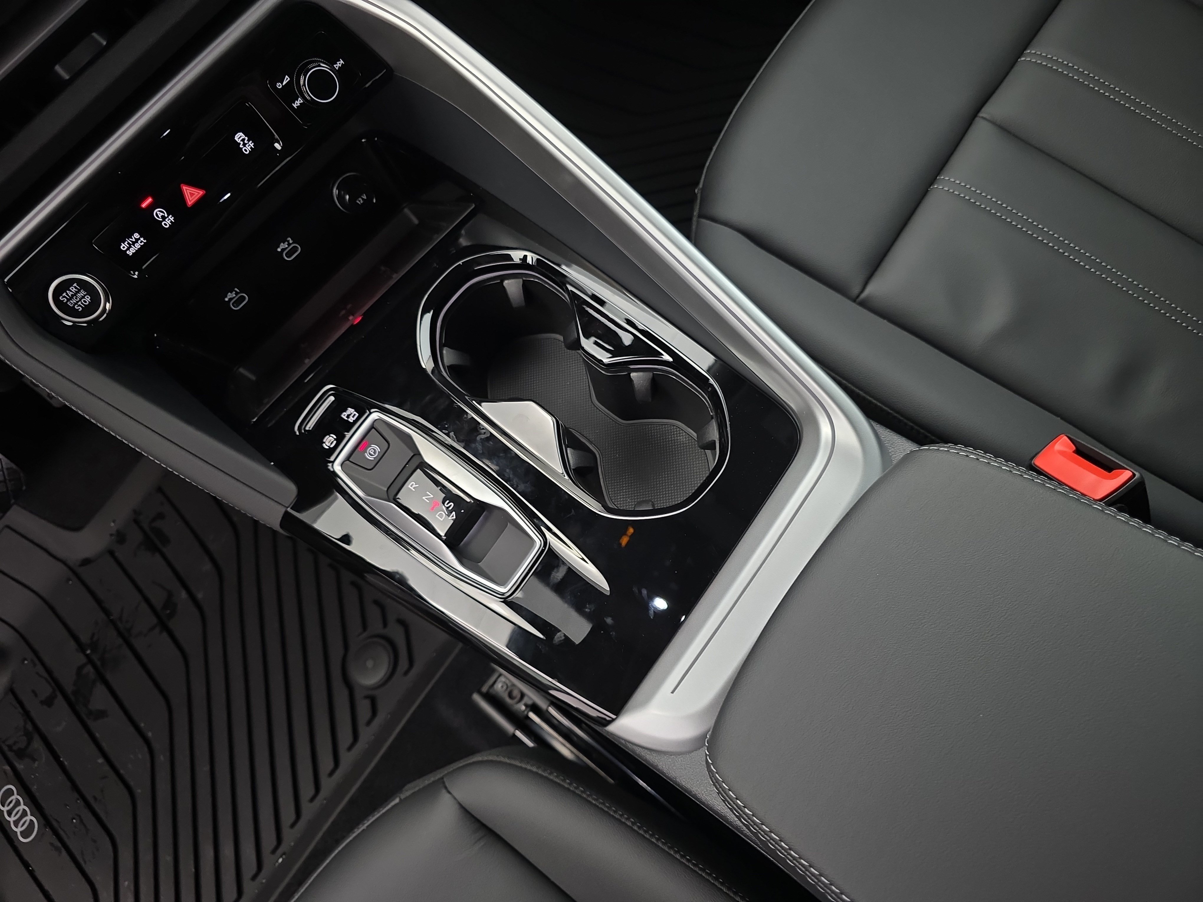 New 2026 Audi Q5 Premium Plus AWD/4WD image 25