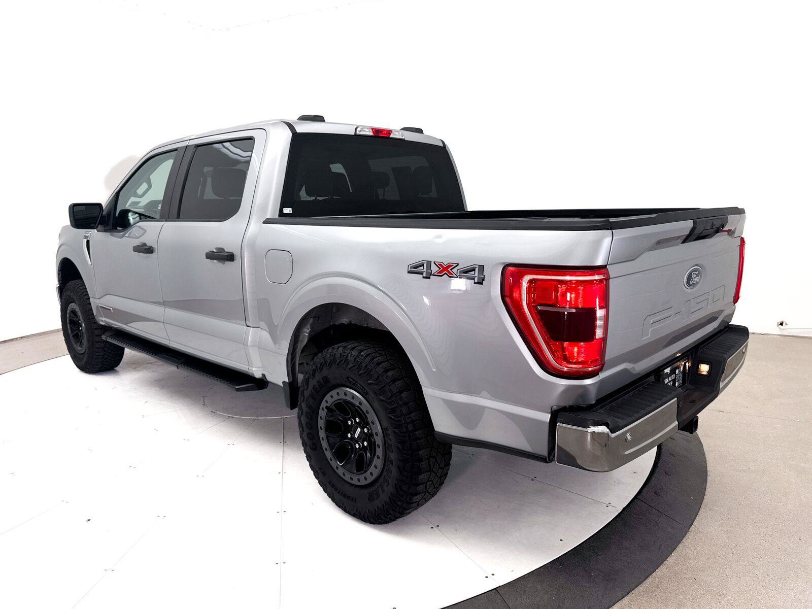 Used 2021 Ford F150 XLT w/ Trailer Tow Package AWD/4WD image 13