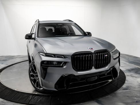 Used 2023 BMW X7 M60i w/ Executive Package image 20