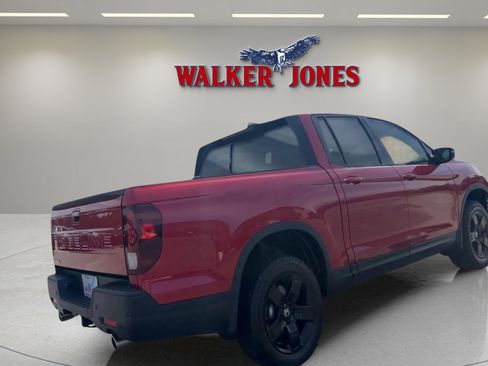 Used 2024 Honda Ridgeline Black Edition image 13