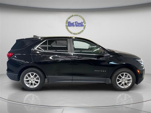 Used 2023 Chevrolet Equinox LT w/ Driver Convenience Package FWD image 6