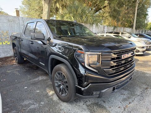Used 2023 GMC Sierra 1500 Elevation AWD/4WD image 1