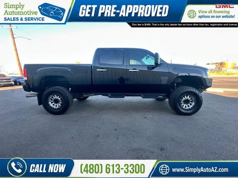 Used 2013 GMC Sierra 2500 Denali w/ Suspension Package, Off-Road AWD/4WD image 7