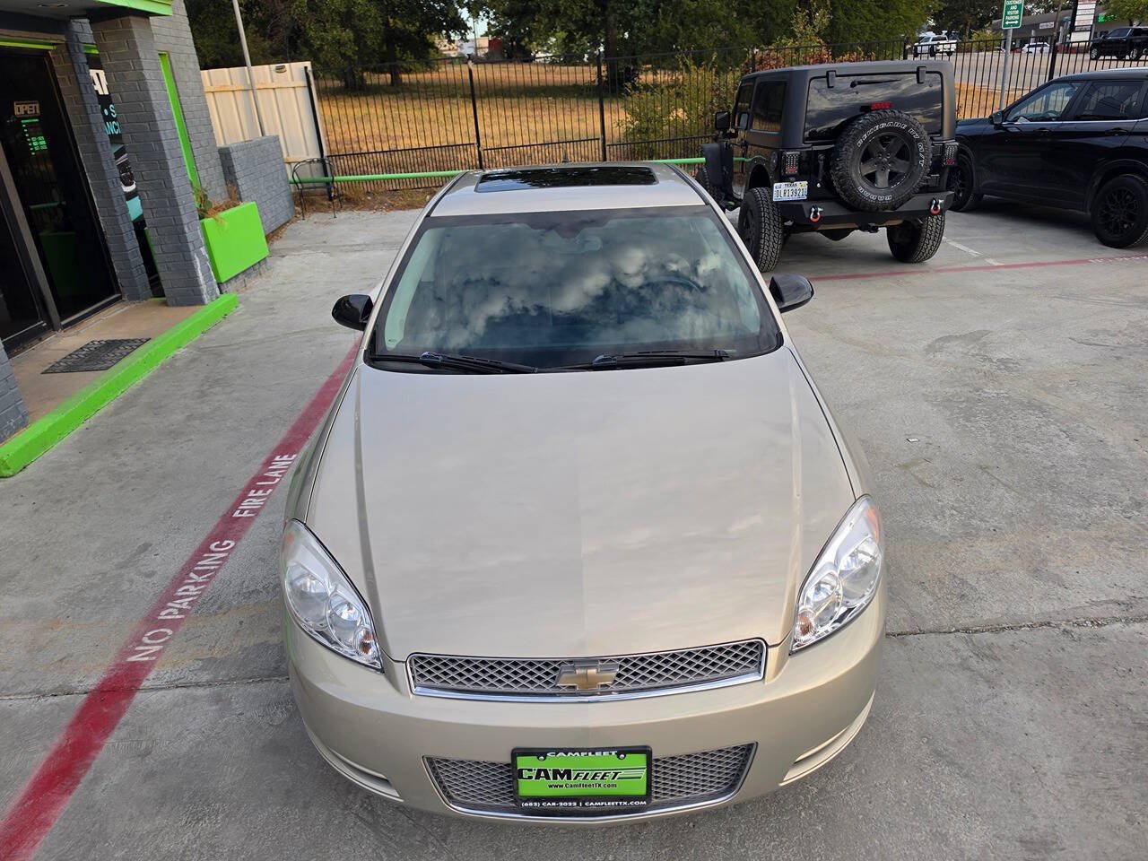 Used 2012 Chevrolet Impala LT w/ LT Sunroof Package FWD image 4