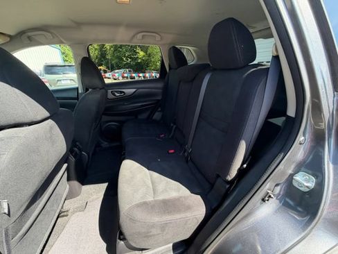Used 2014 Nissan Rogue SV AWD/4WD image 10