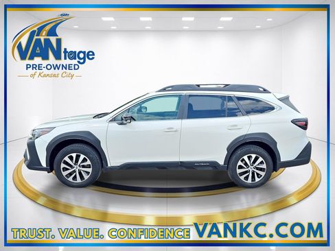 Certified 2023 Subaru Outback Premium AWD/4WD image 10