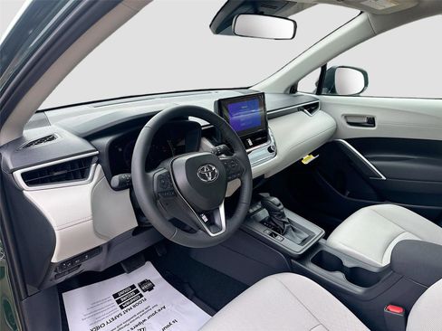 New 2026 Toyota Corolla Cross LE image 24