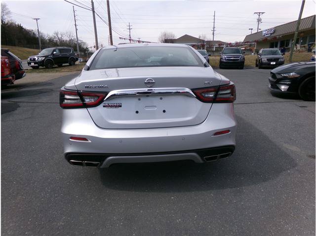 Used 2022 Nissan Maxima SV w/ Floor Mat Group FWD image 27