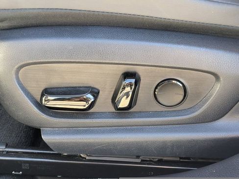 Used 2023 Lexus ES 350 w/ Premium Package image 23