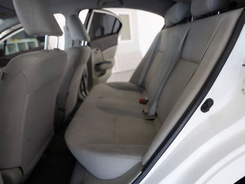 Used 2012 Honda Civic Natural Gas image 17