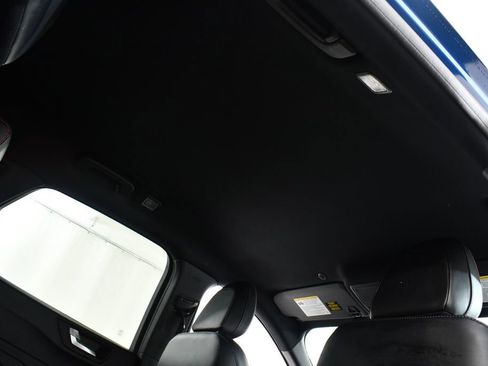 Used 2023 Ford Escape ST-Line w/ Tech Pack #1 AWD/4WD image 18