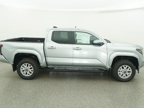 New 2026 Toyota Tacoma SR5 image 85