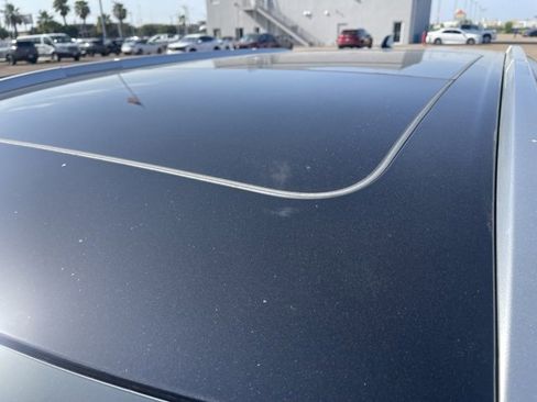 Used 2023 Nissan Rogue SL w/ SL Premium Package image 10