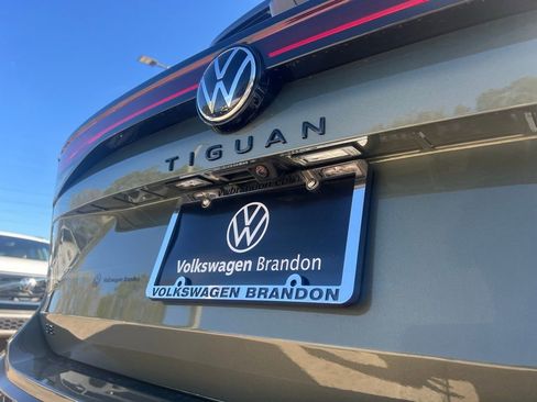 New 2026 Volkswagen Tiguan SE R-Line image 48