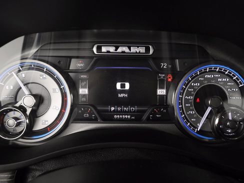 Used 2019 RAM 2500 Limited image 38