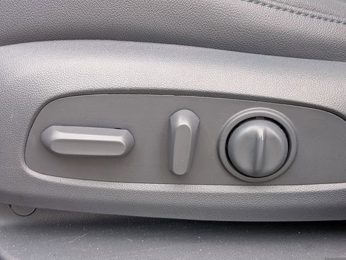 Used 2022 Chevrolet Blazer LT w/ Sound & Technology Package image 21