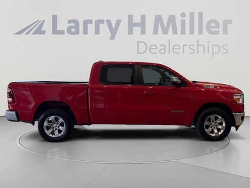 Used 2024 RAM 1500 Laramie AWD/4WD image 6