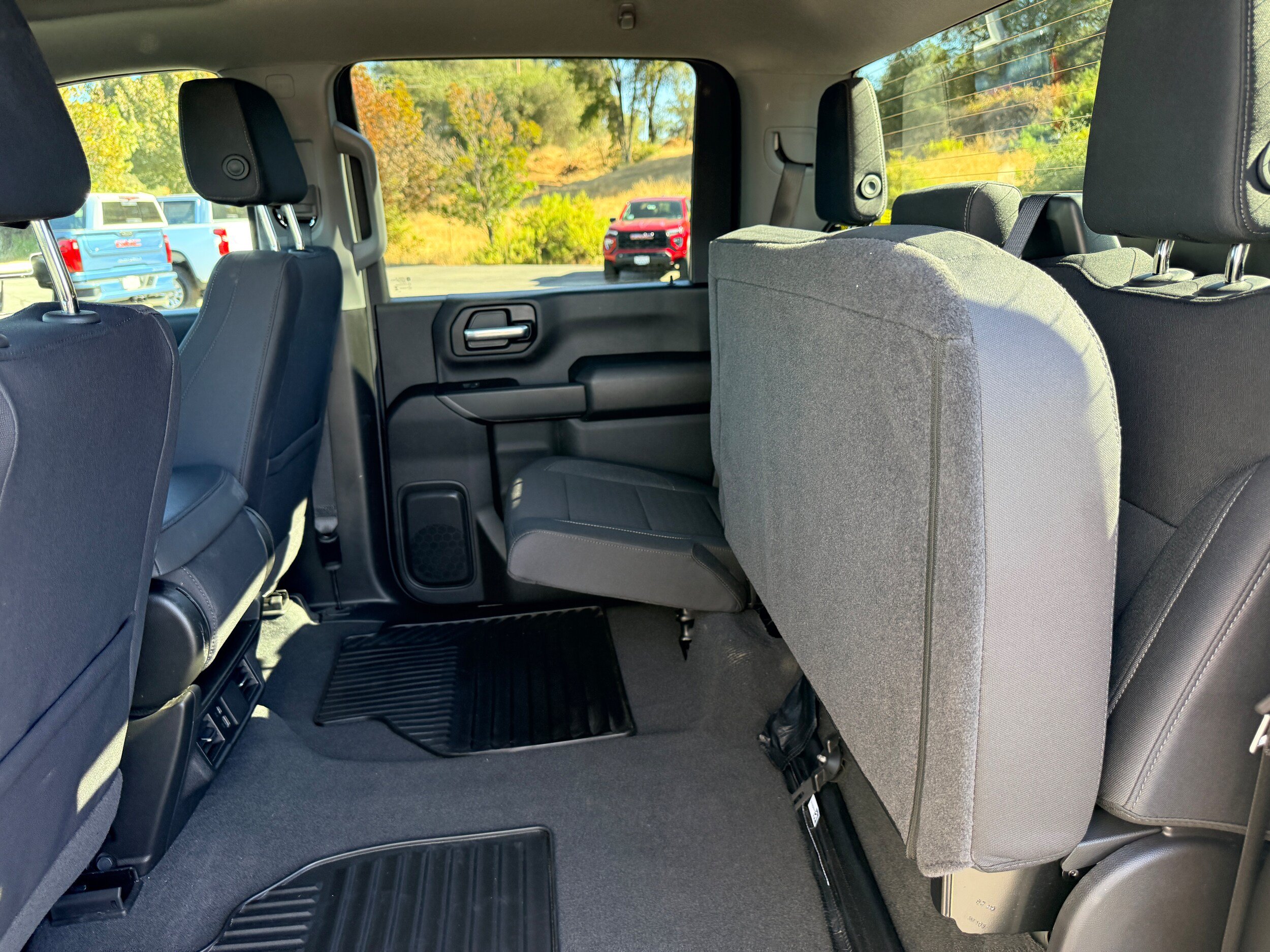 New 2026 Chevrolet Silverado 2500 Custom w/ Custom Value Package AWD/4WD image 9