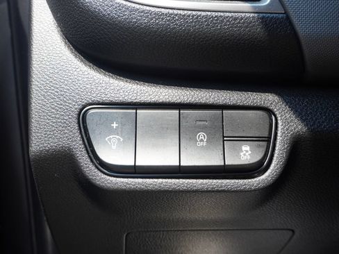 Used 2024 Kia Seltos LX AWD/4WD image 36