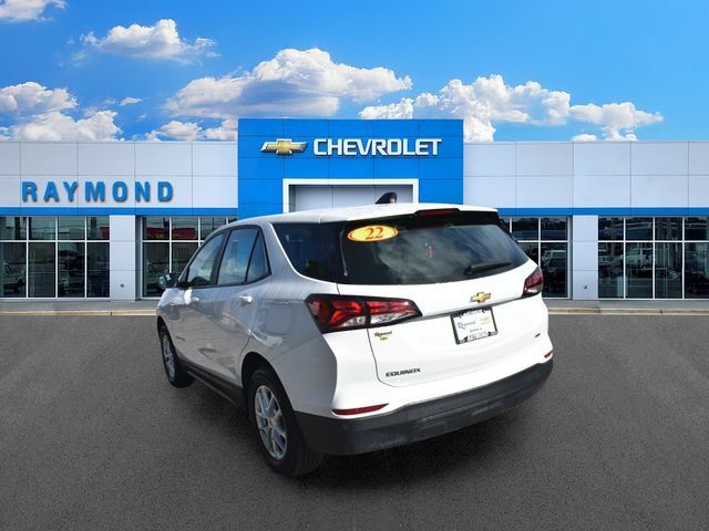 Certified 2022 Chevrolet Equinox LS w/ Driver Confidence II Package AWD/4WD image 5