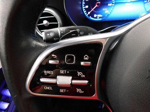 Used 2021 Mercedes-Benz GLC 300 image 25