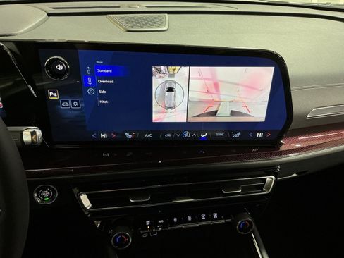 New 2026 Chevrolet Traverse Z71 w/ Enhanced Driving Package image 27