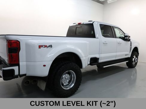 Used 2023 Ford F350 Lariat w/ FX4 Off-Road Package AWD/4WD image 58